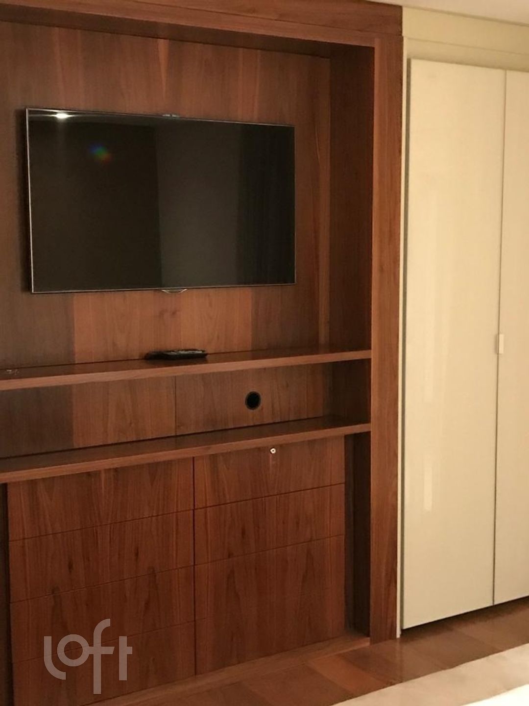 Apartamento à venda com 4 quartos, 335m² - Foto 8