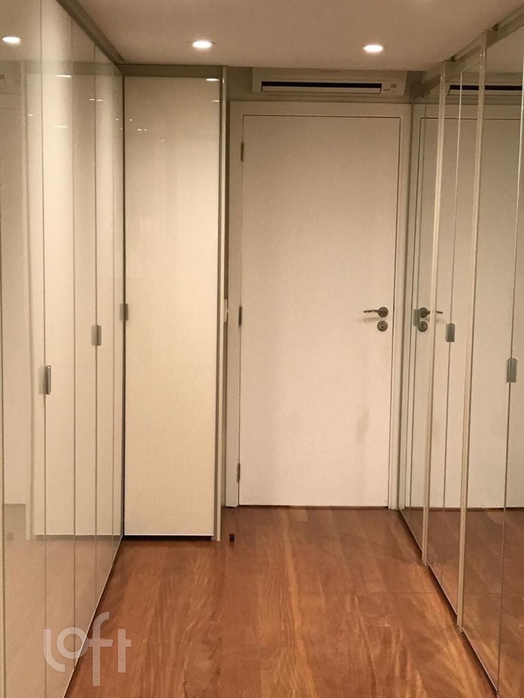 Apartamento à venda com 4 quartos, 335m² - Foto 16