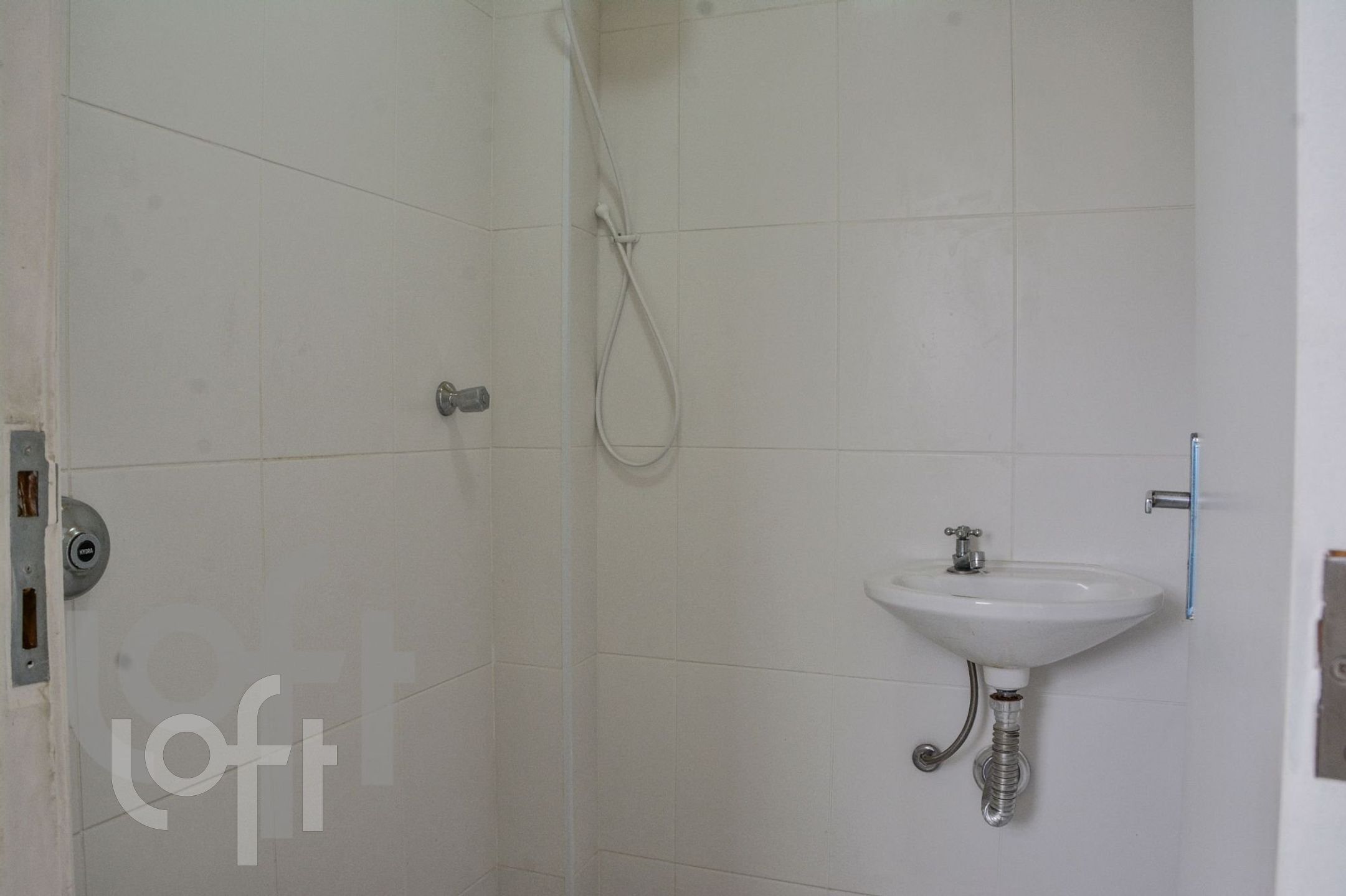 Apartamento à venda com 2 quartos, 120m² - Foto 2