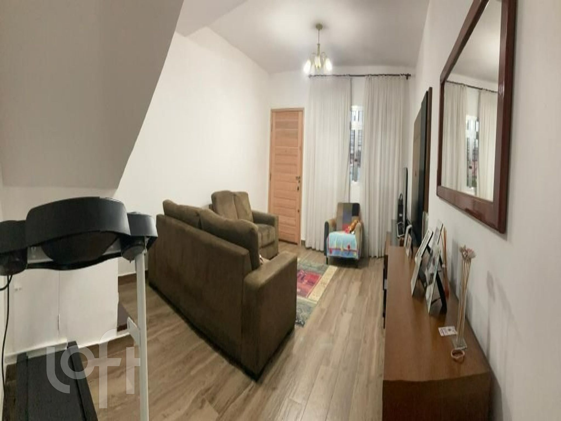 Casa à venda com 2 quartos, 125m² - Foto 1