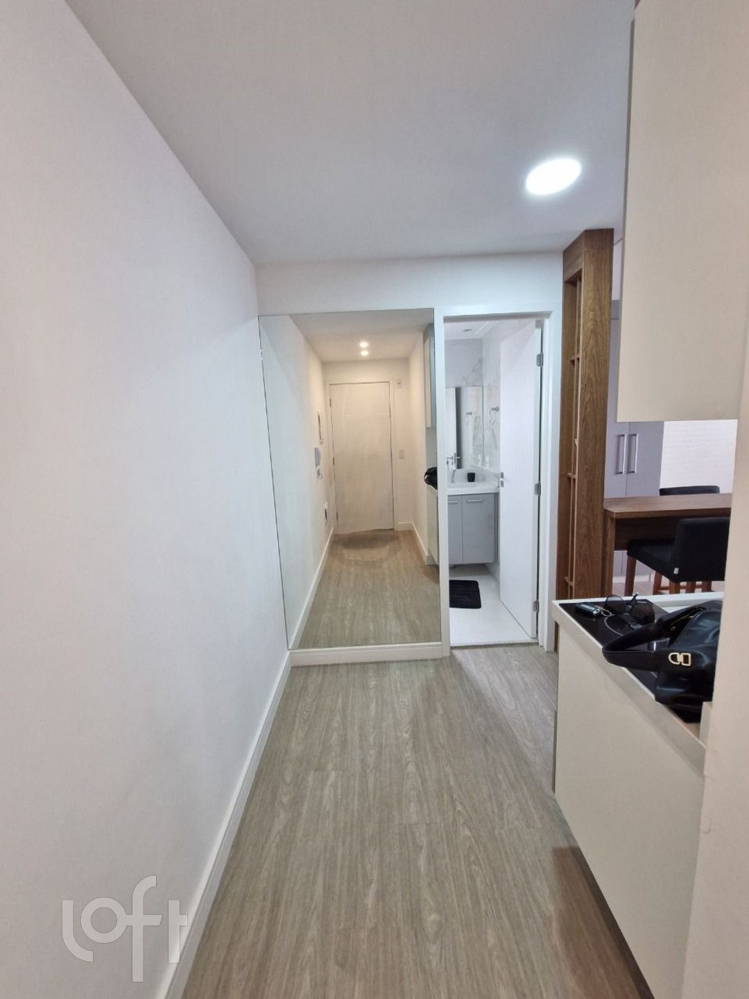 Apartamento à venda com 1 quarto, 29m² - Foto 3