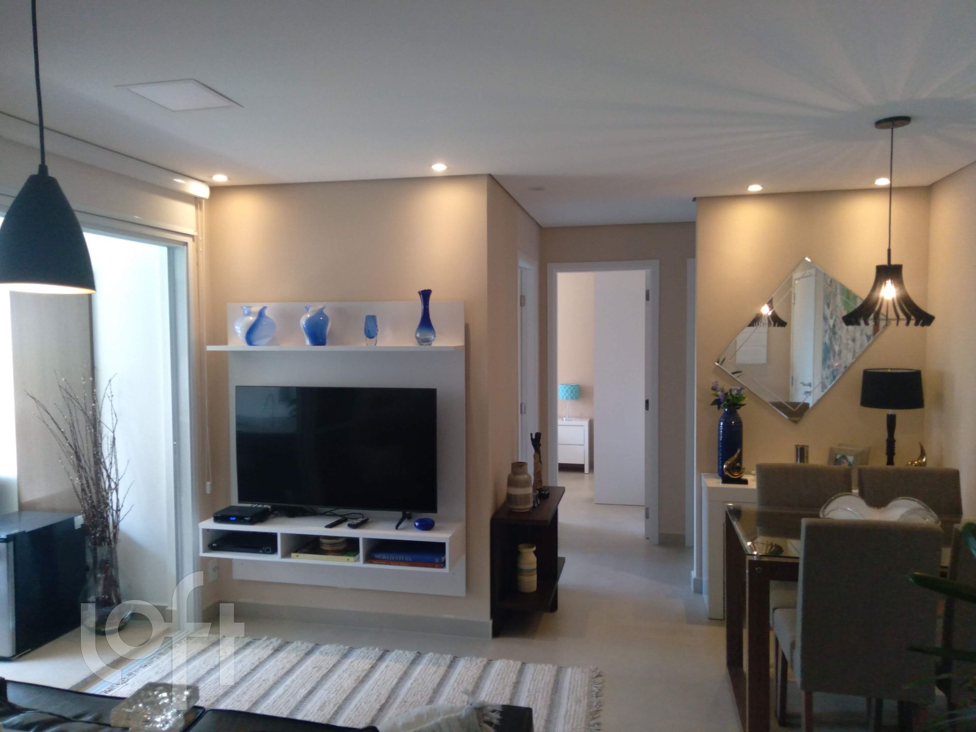 Apartamento à venda com 2 quartos, 58m² - Foto 2