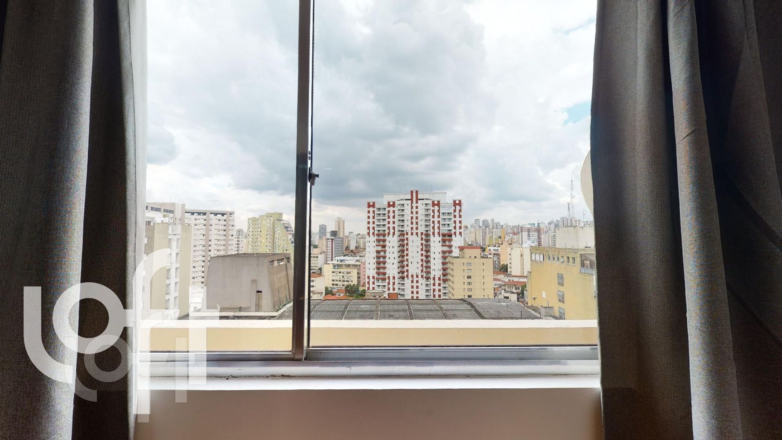 Apartamento à venda com 1 quarto, 26m² - Foto 2