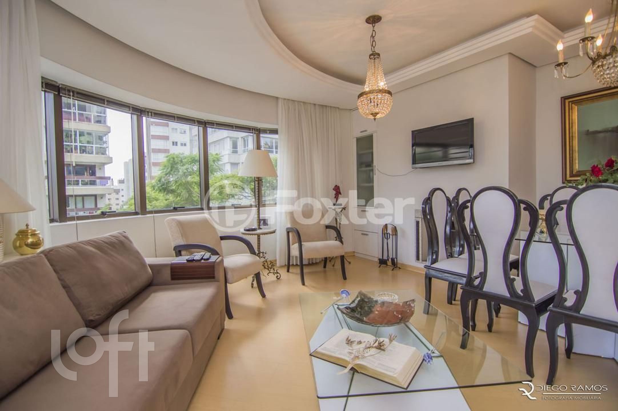 Apartamento com 106m², 3 dormitórios, 1 suíte, 1 vaga, Rio Branco em Porto Alegre