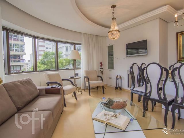 Apartamento com 106m², 3 dormitórios, 1 suíte, 1 vaga, Rio Branco em Porto Alegre