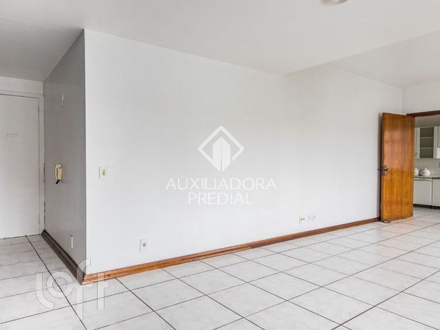 Apartamento com 78m², 2 dormitórios, 1 vaga, Rio Branco em Porto Alegre