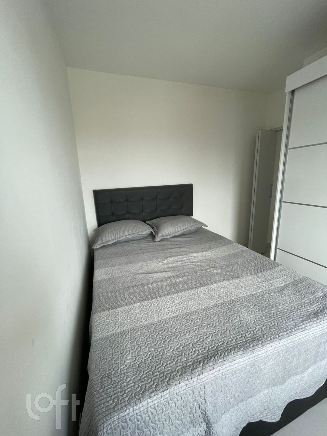 Apartamento à venda com 1 quarto, 38m² - Foto 3