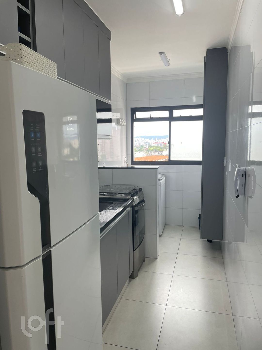 Apartamento à venda com 1 quarto, 38m² - Foto 4