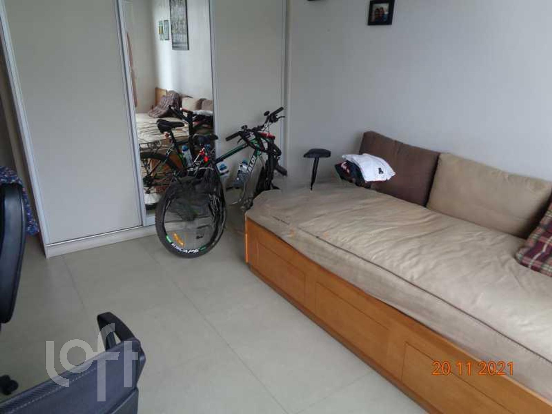 Apartamento à venda com 4 quartos, 202m² - Foto 5