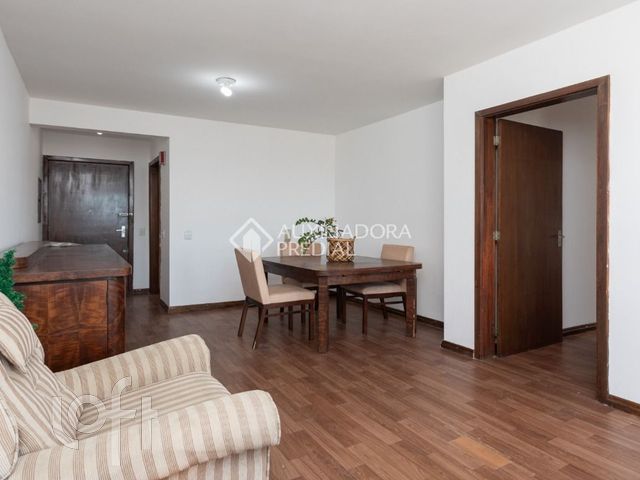 Apartamento com 89m², 2 dormitórios, 1 vaga, Independência em Porto Alegre