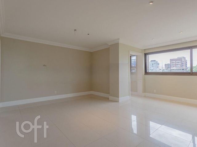 Apartamento com 278m², 3 dormitórios, 1 suíte, 4 vagas, Auxiliadora em Porto Alegre