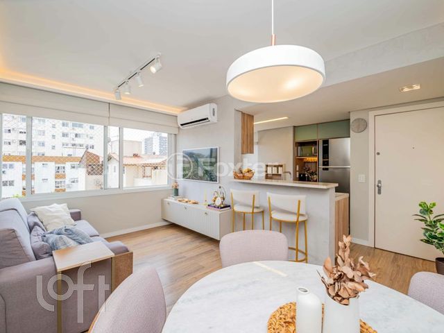 Apartamento com 61m², 2 dormitórios, 1 suíte, 1 vaga, Higienópolis em Porto Alegre