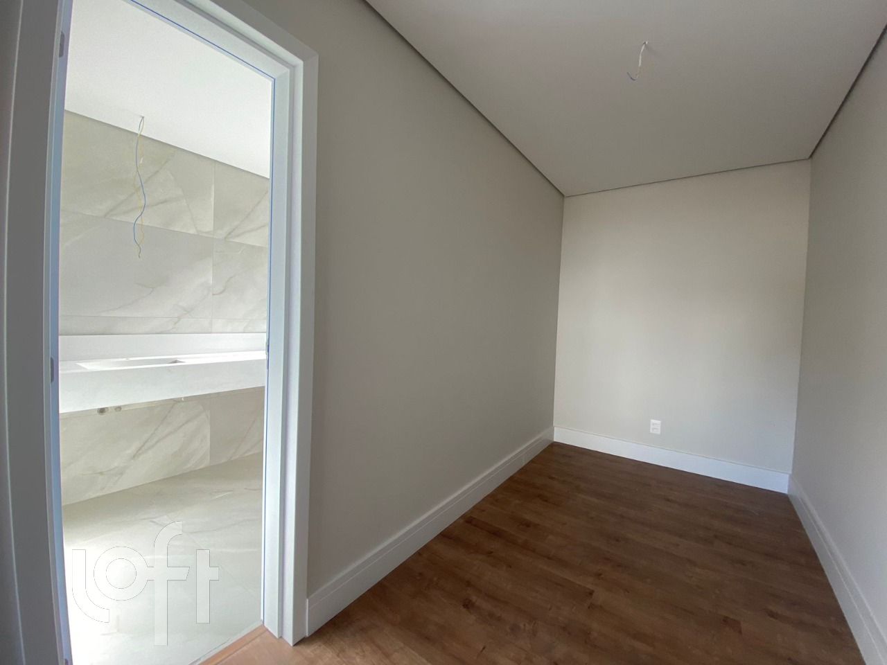 Apartamento à venda com 4 quartos, 139m² - Foto 15