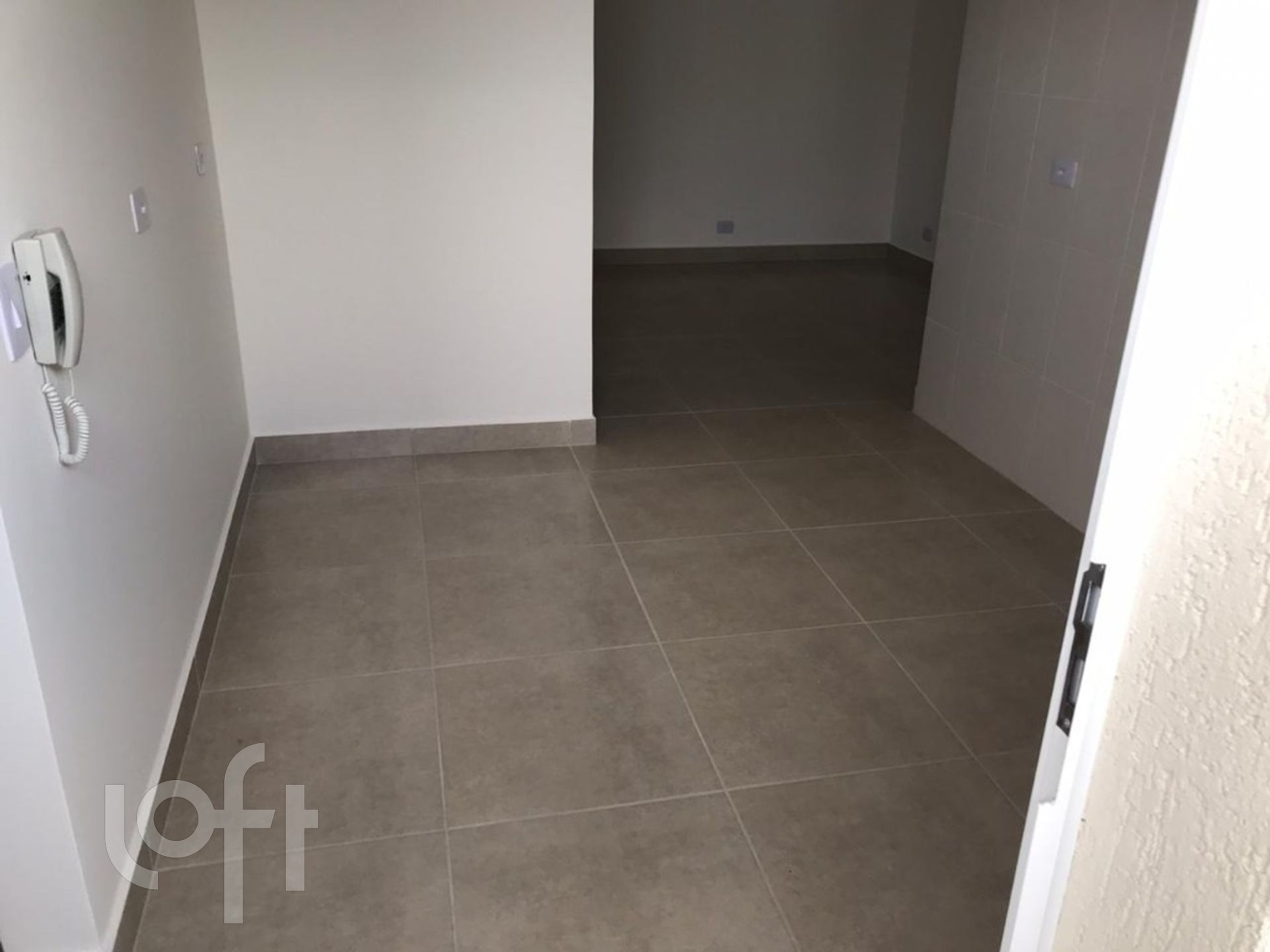 Apartamento à venda com 1 quarto, 37m² - Foto 6