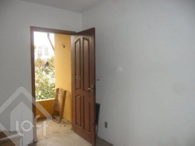 Casa com 140m², 3 dormitórios, 1 vaga, Santana em Porto Alegre