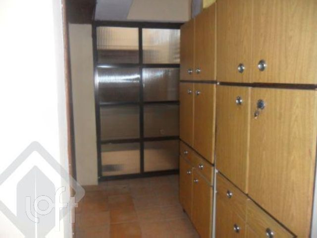 Casa com 140m², 3 dormitórios, 1 vaga, Santana em Porto Alegre