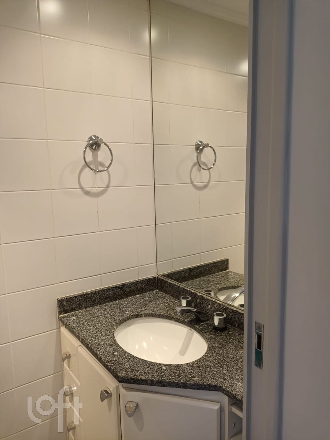 Apartamento à venda com 3 quartos, 130m² - Foto 18