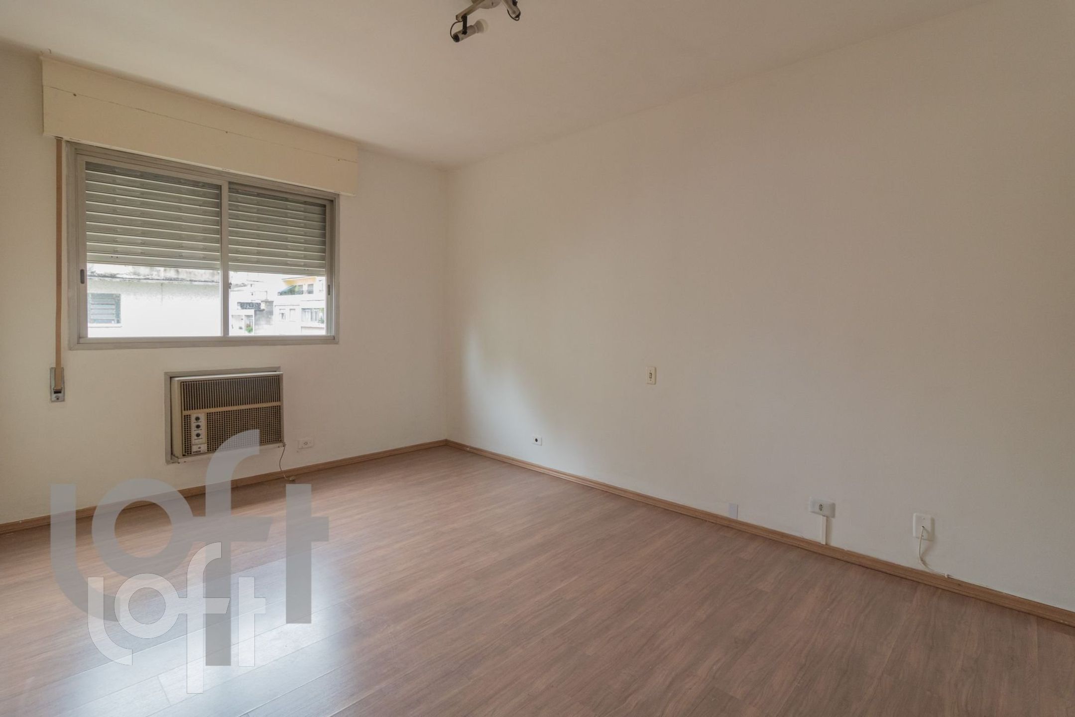 Apartamento à venda com 2 quartos, 109m² - Foto 4