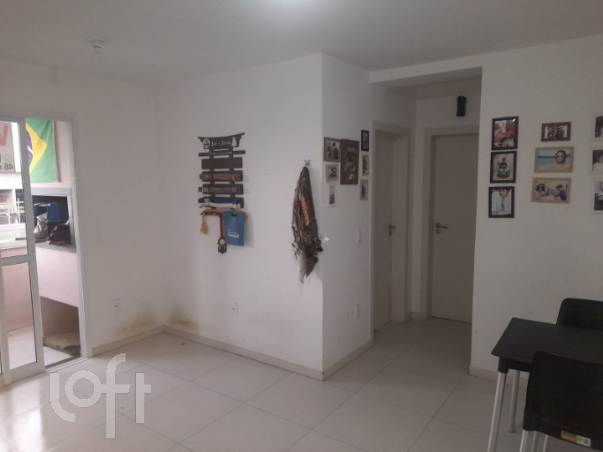 Apartamento à venda em Nova Palhoca com 59 m², 2 quartos, 1 suíte, 1 vaga