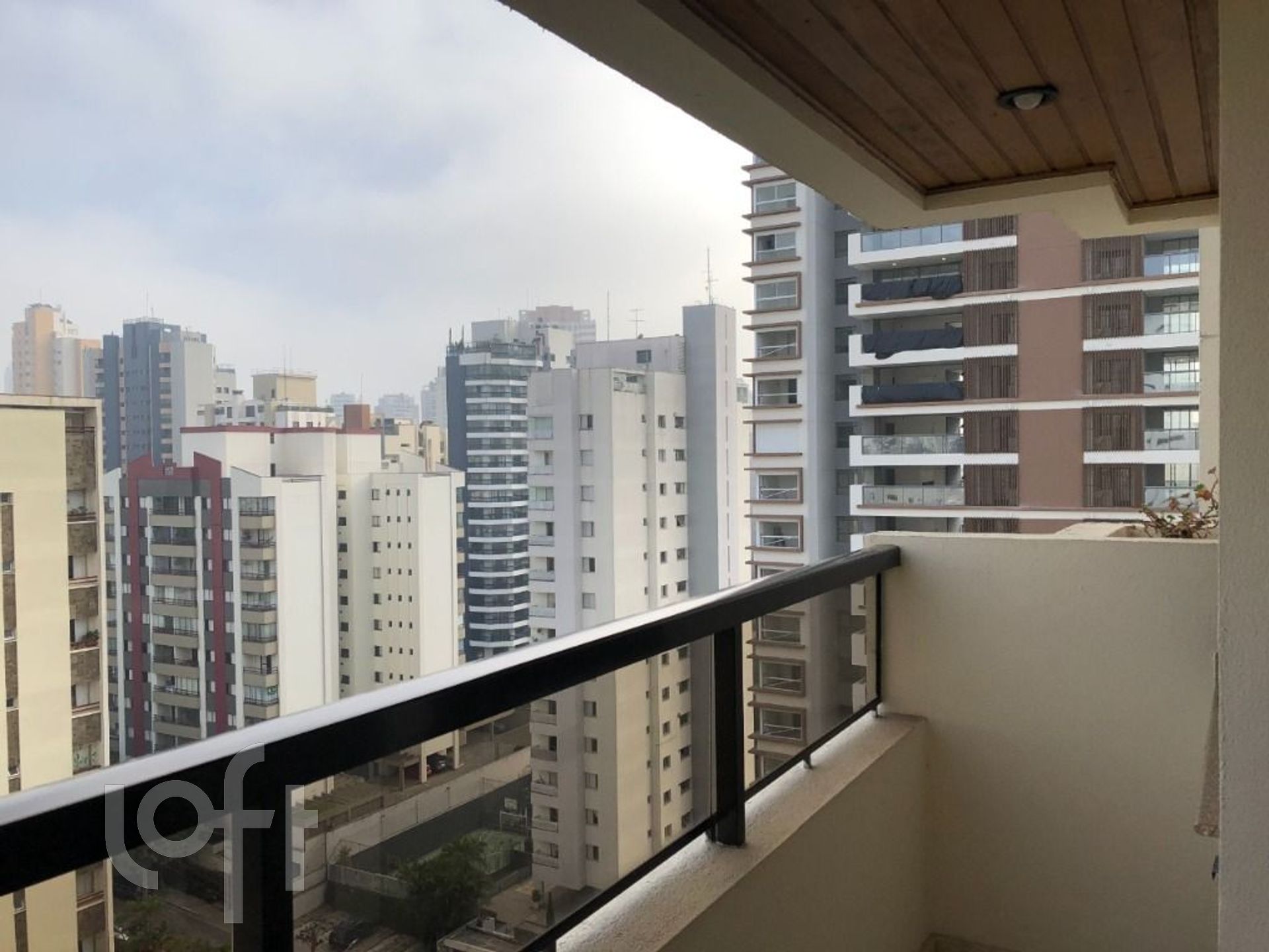 Apartamento à venda com 3 quartos, 139m² - Foto 9