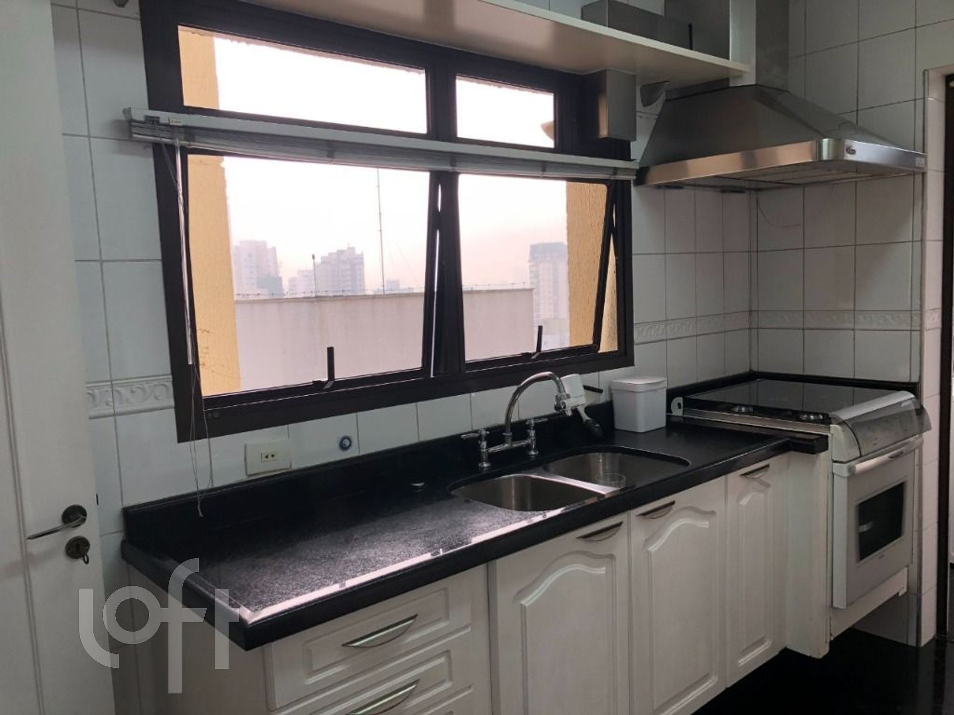 Apartamento à venda com 3 quartos, 139m² - Foto 25