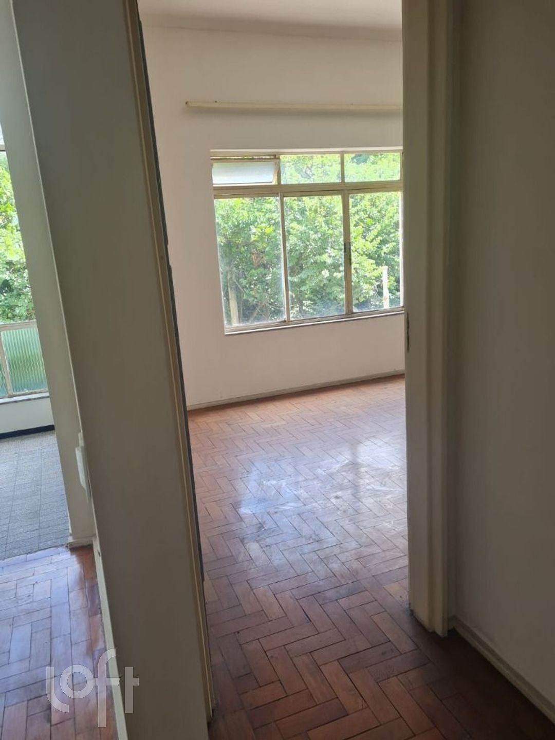 Apartamento à venda com 2 quartos, 100m² - Foto 3