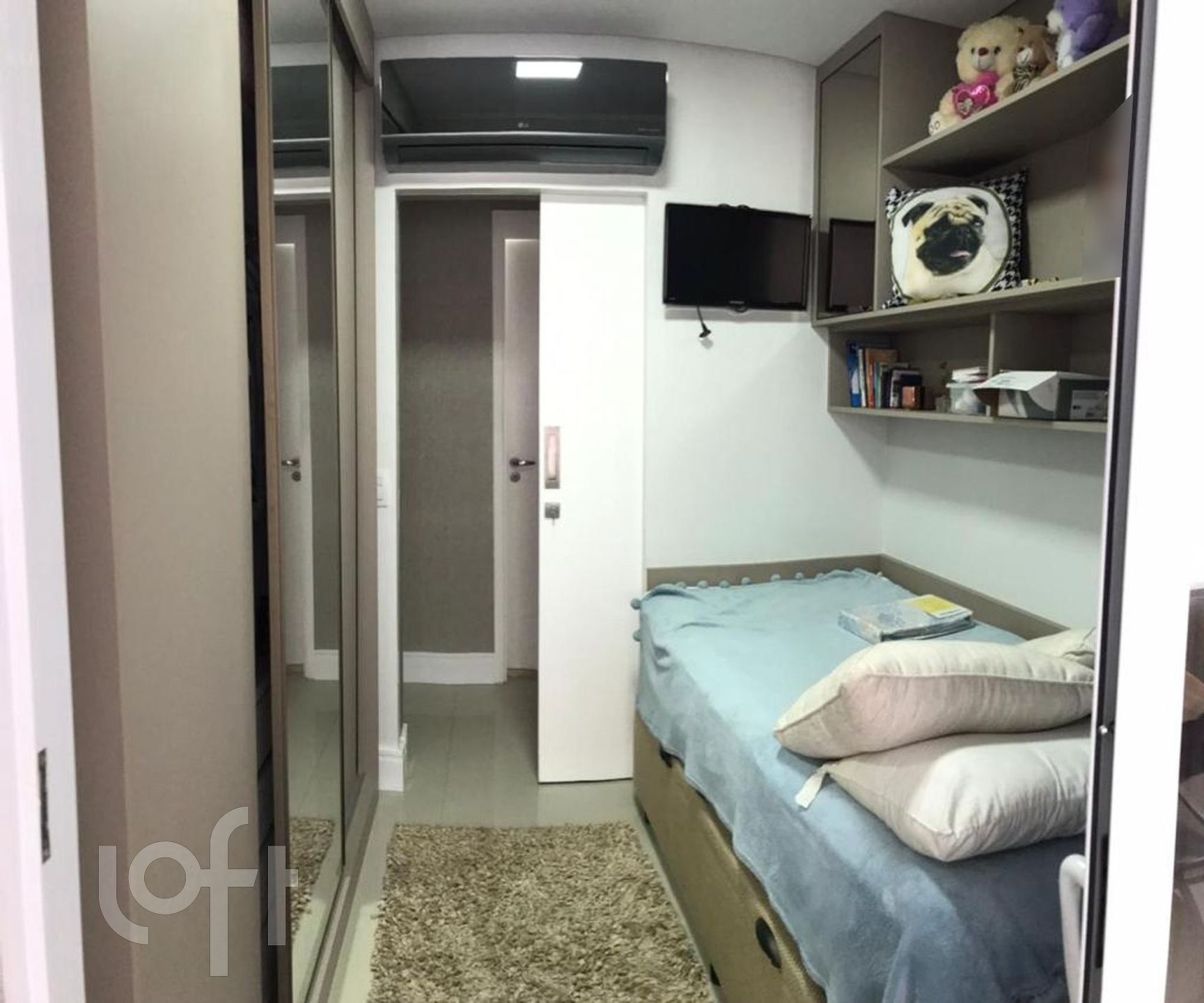 Apartamento à venda com 2 quartos, 67m² - Foto 2