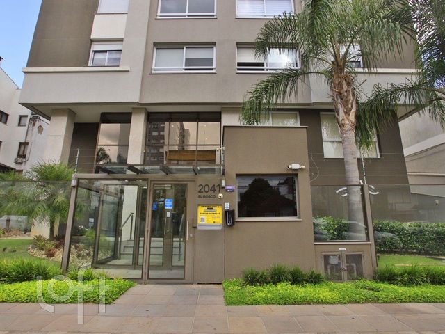 Apartamento com 65m², 2 dormitórios, 1 suíte, 1 vaga, Higienópolis em Porto Alegre