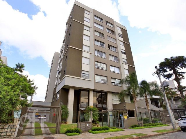 Apartamento com 65m², 2 dormitórios, 1 suíte, 1 vaga, Higienópolis em Porto Alegre