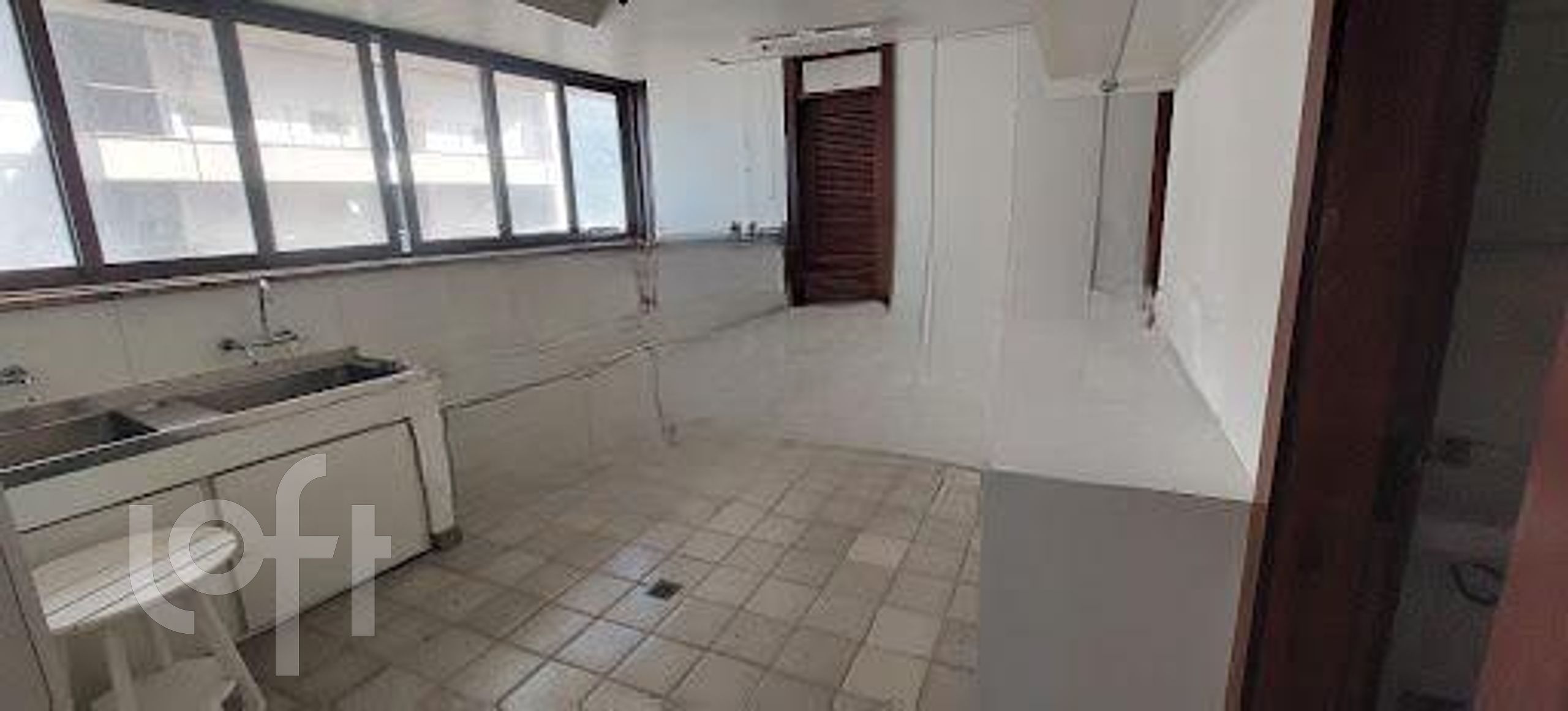 Apartamento à venda com 4 quartos, 530m² - Foto 11