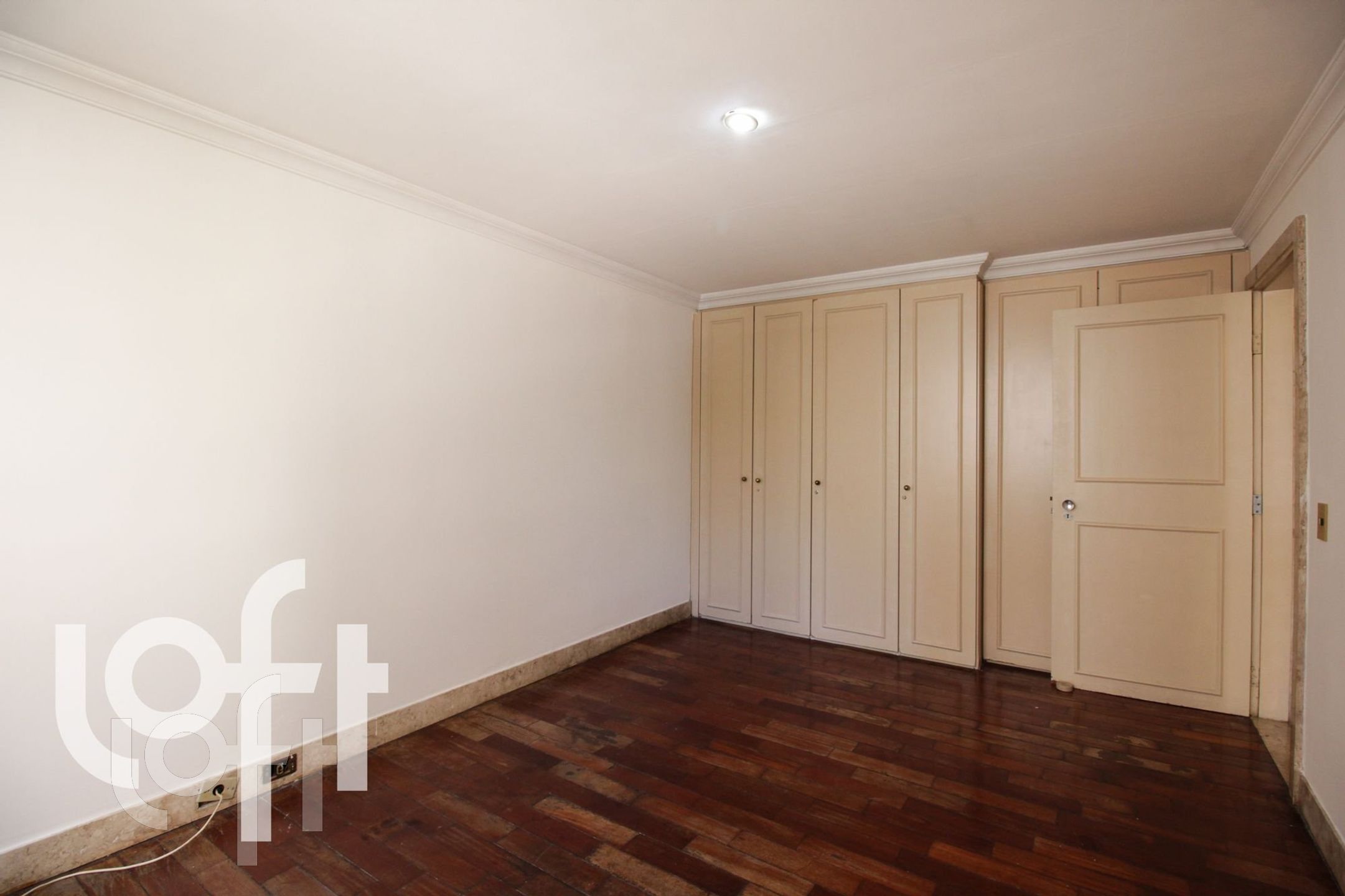 Apartamento à venda com 3 quartos, 135m² - Foto 19