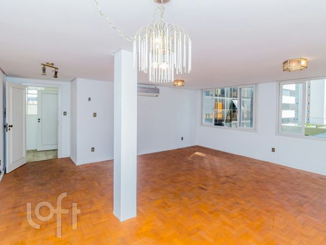 Apartamento com 93m², 2 dormitórios, 2 vagas, Rio Branco em Porto Alegre