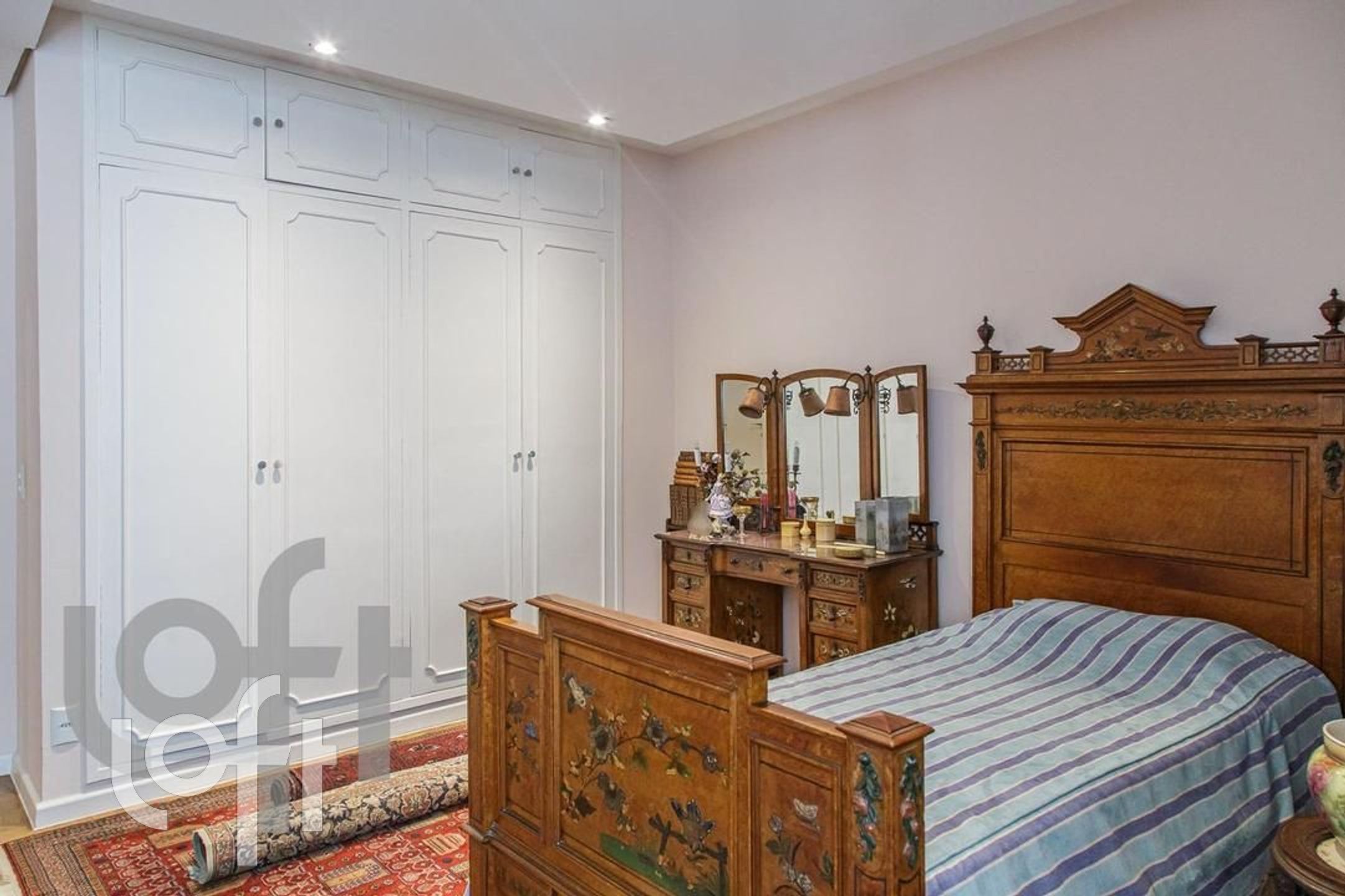 Apartamento à venda com 3 quartos, 210m² - Foto 6