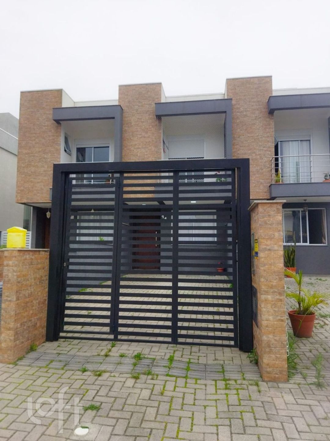 Casa à venda em Cachoeira do bom Jesus com 114 m², 2 quartos, 2 suítes, 2 vagas