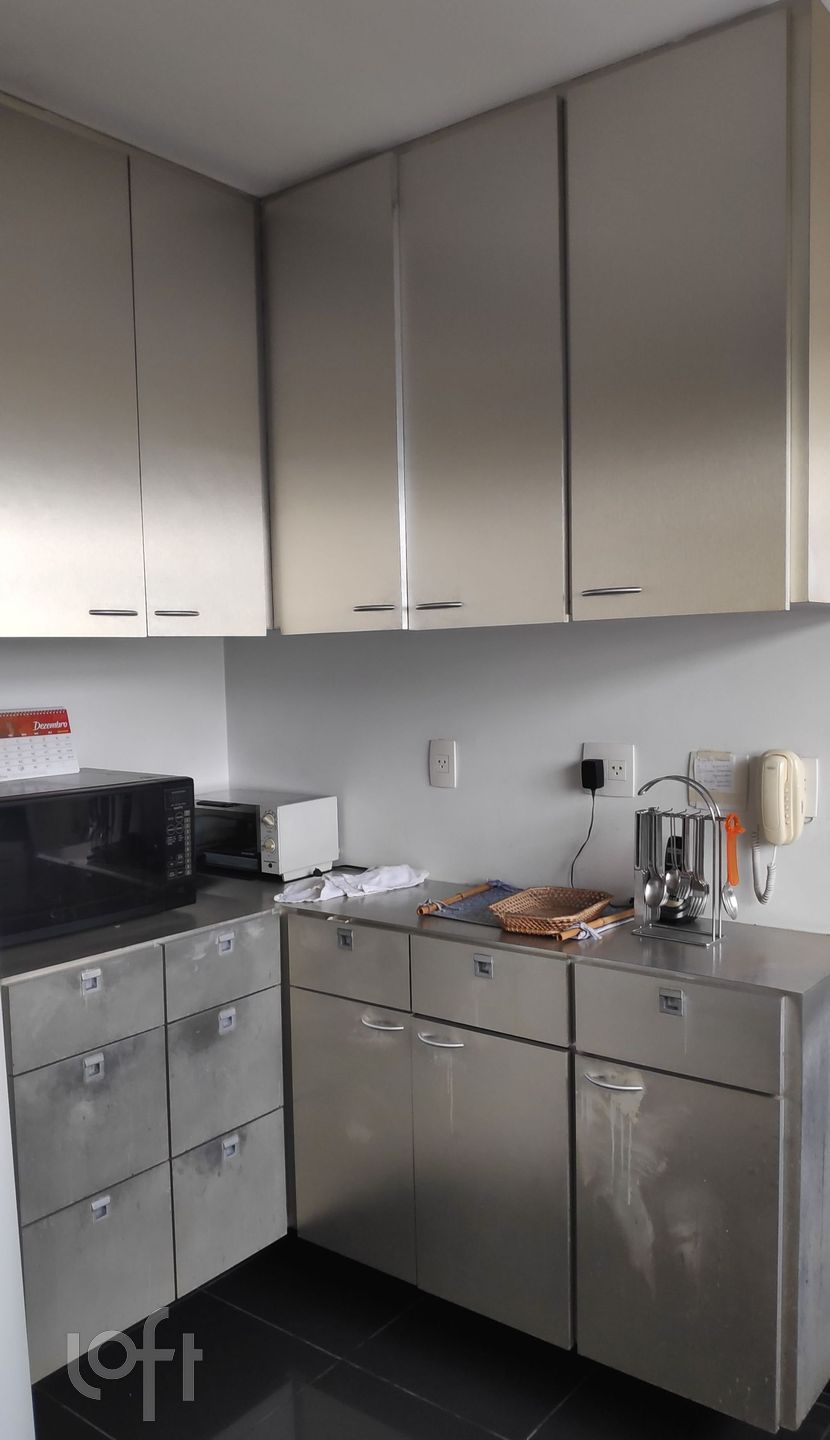 Apartamento à venda com 3 quartos, 219m² - Foto 11