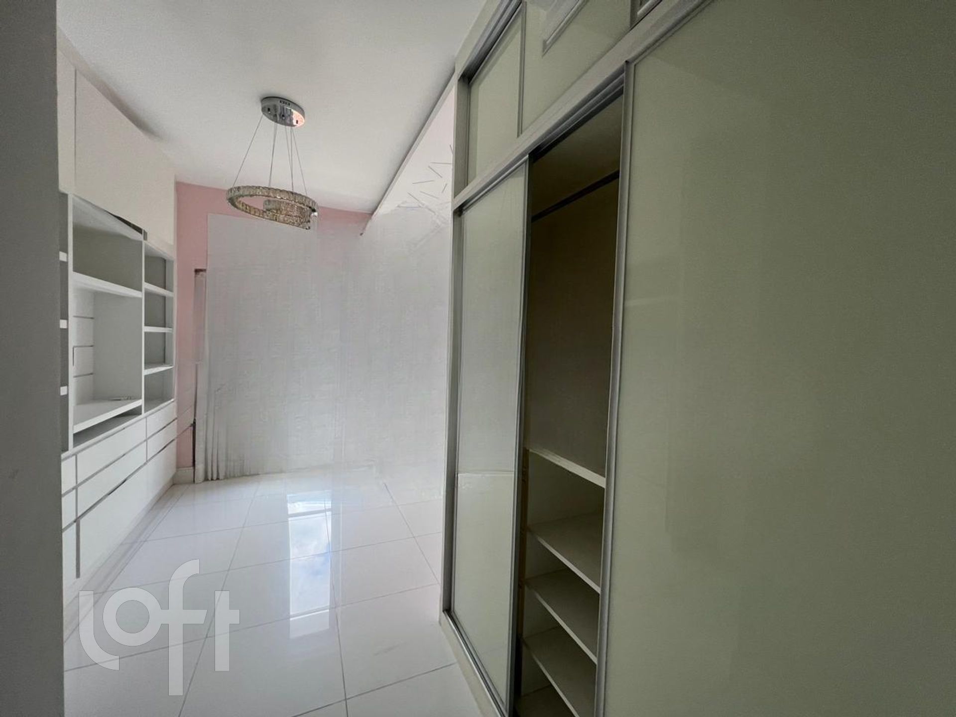 Apartamento à venda com 4 quartos, 271m² - Foto 18