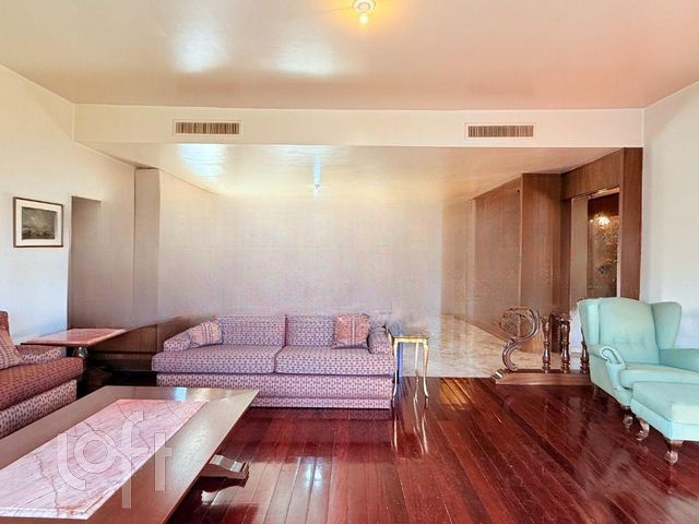 Apartamento com 226m², 3 dormitórios, 1 suíte, 1 vaga, Bom Fim em Porto Alegre