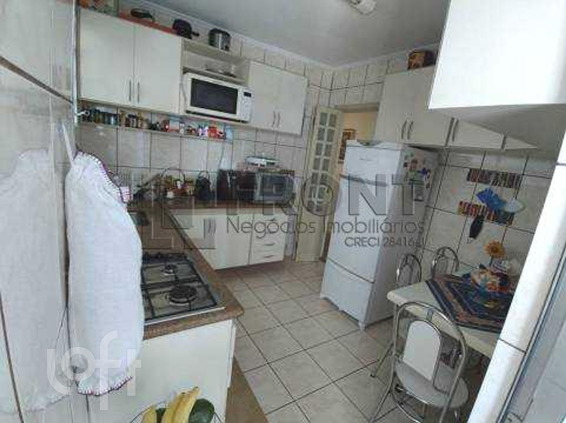 Apartamento à venda com 3 quartos, 90m² - Foto 2