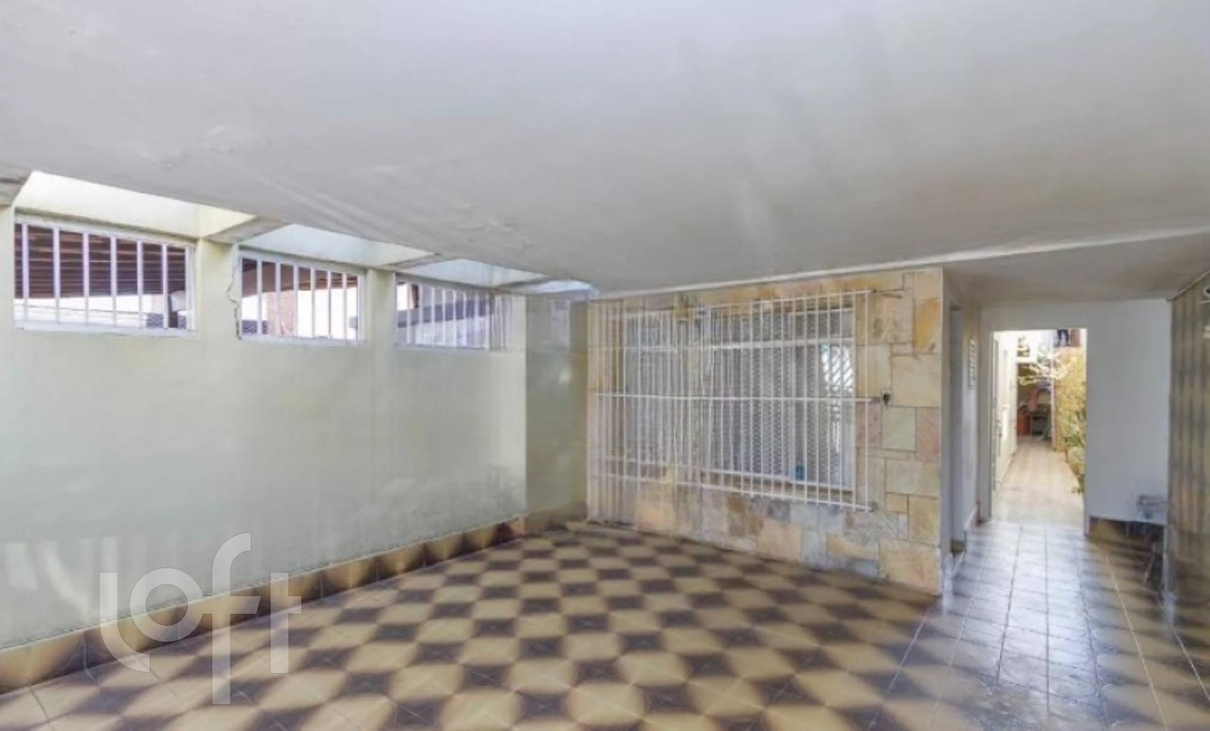 Casa à venda com 3 quartos, 200m² - Foto 1