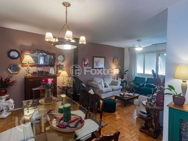 Apartamento com 121m², 3 dormitórios, 1 suíte, Jardim Botânico em Porto Alegre