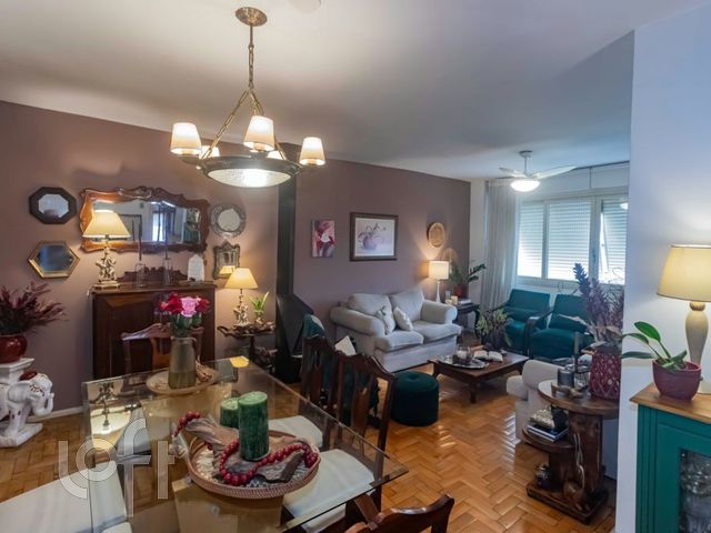 Apartamento com 121m², 3 dormitórios, 1 suíte, Jardim Botânico em Porto Alegre