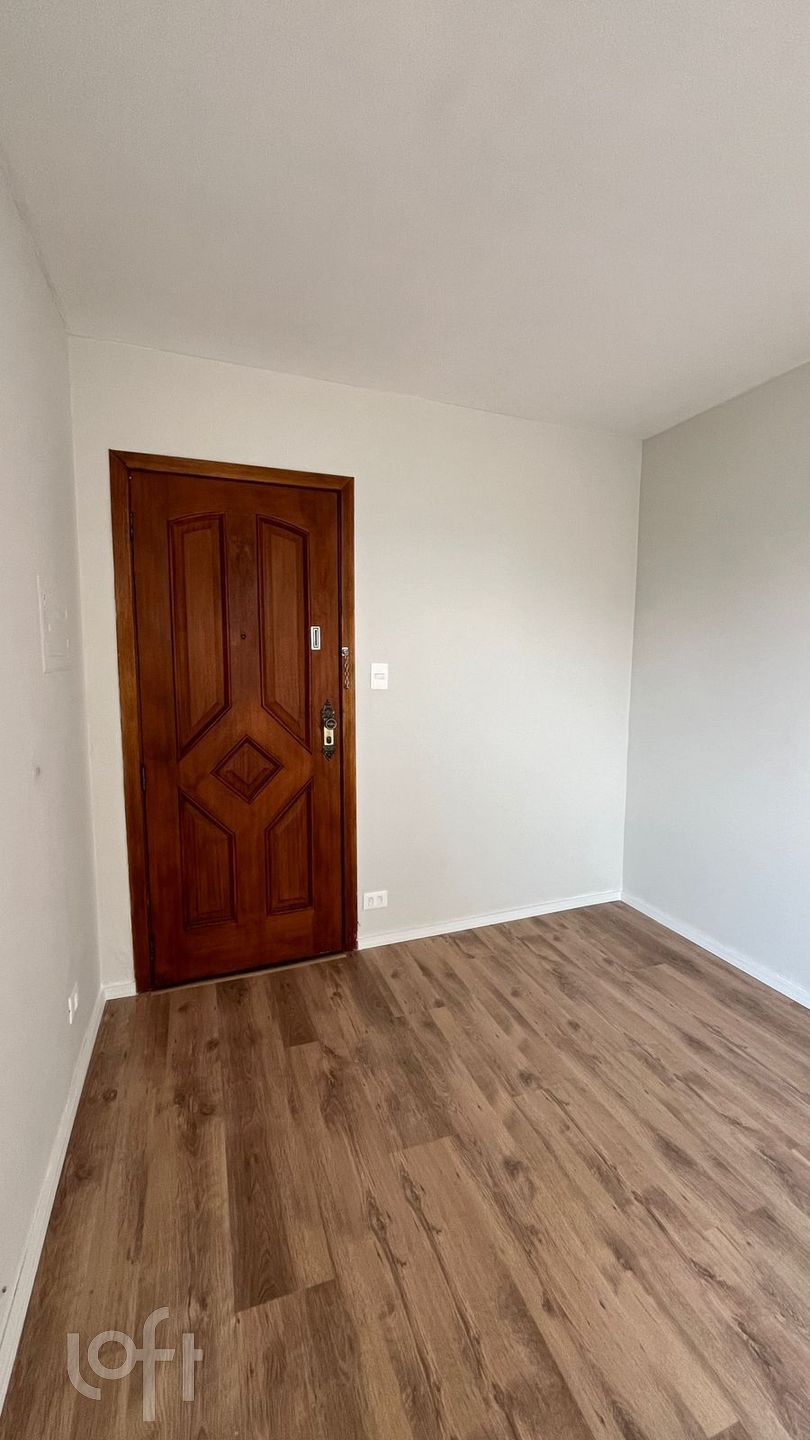 Apartamento à venda com 2 quartos, 67m² - Foto 4