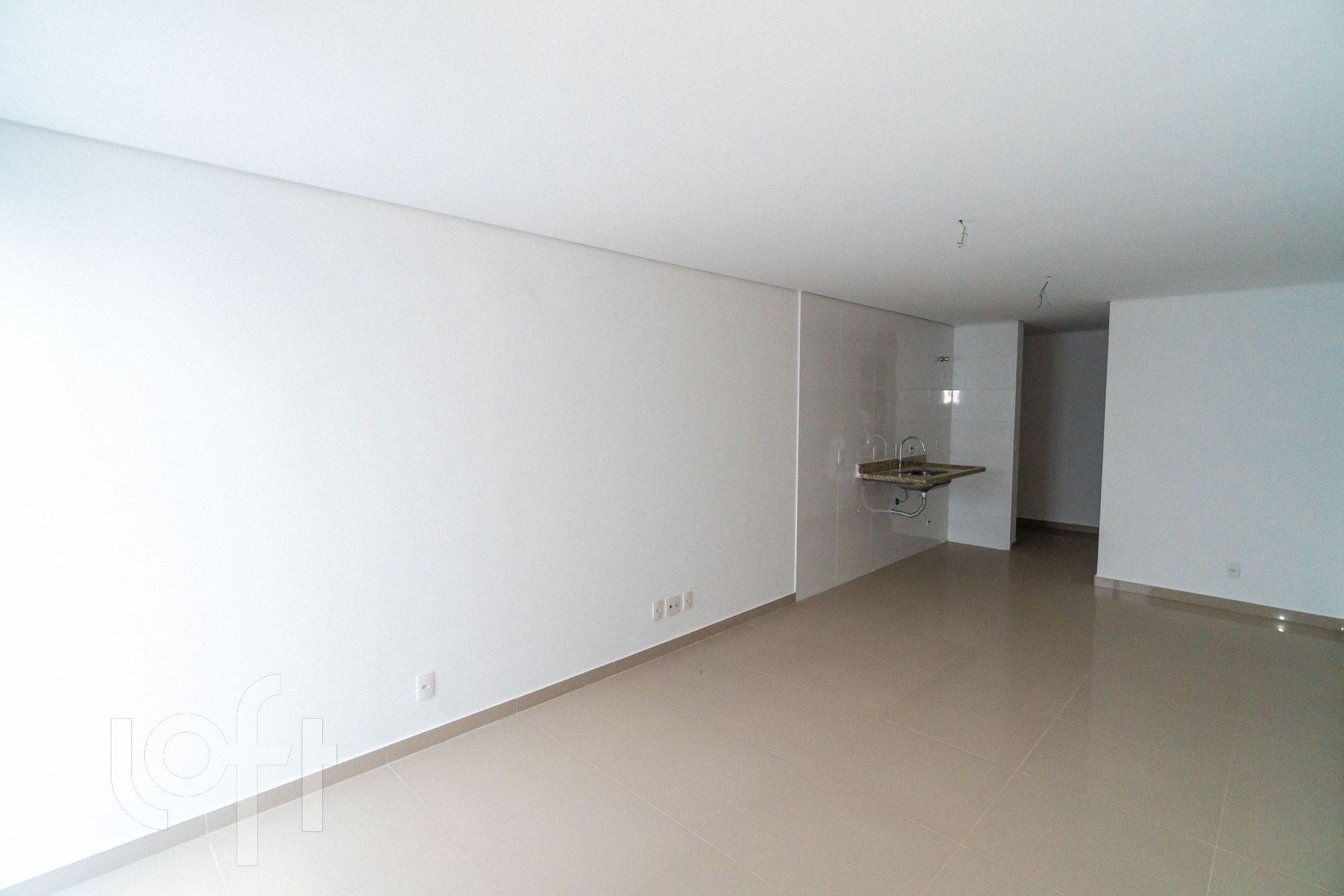 Apartamento à venda com 1 quarto, 39m² - Foto 2