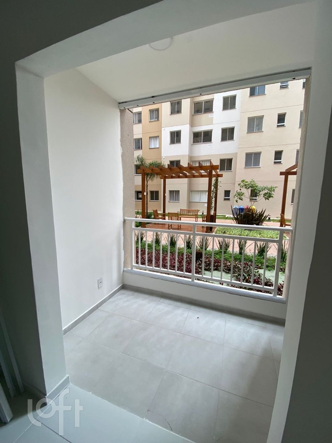 Apartamento à venda com 2 quartos, 42m² - Foto 5