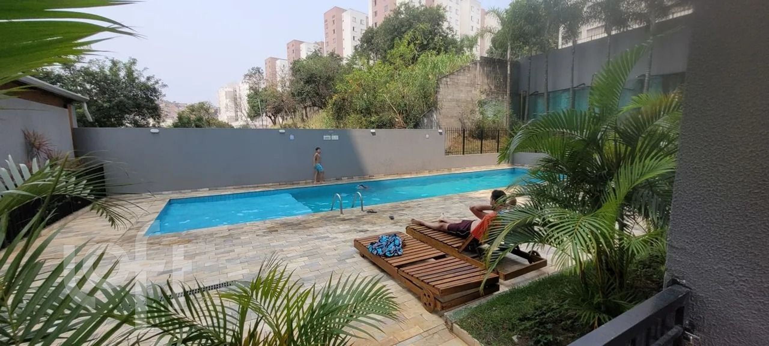 Apartamento à venda com 2 quartos, 32m² - Foto 13