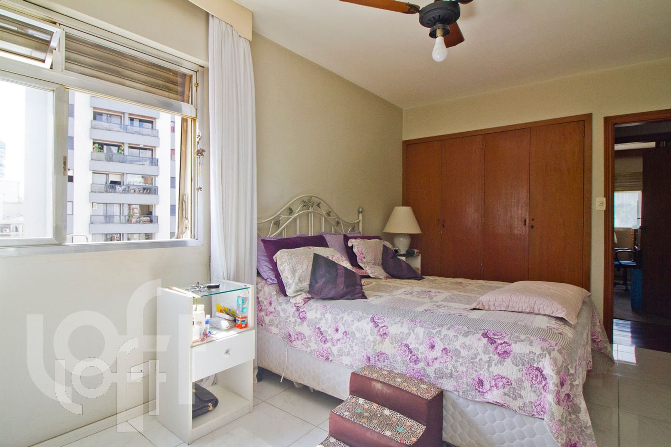 Apartamento à venda com 3 quartos, 140m² - Foto 9