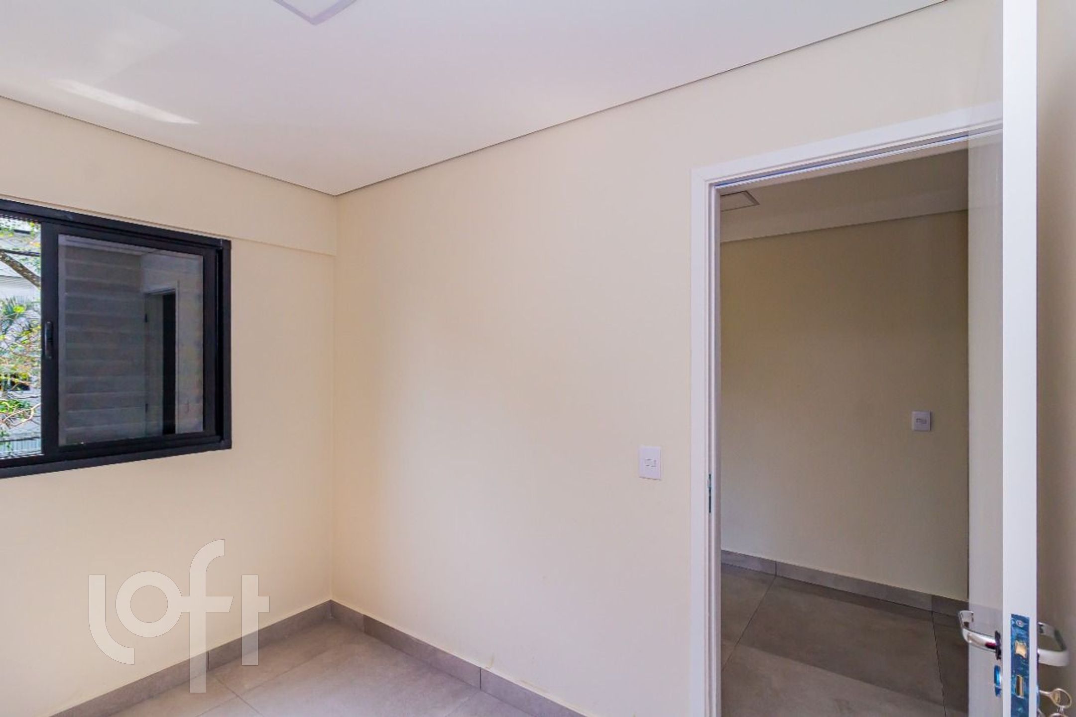 Apartamento à venda com 2 quartos, 37m² - Foto 20