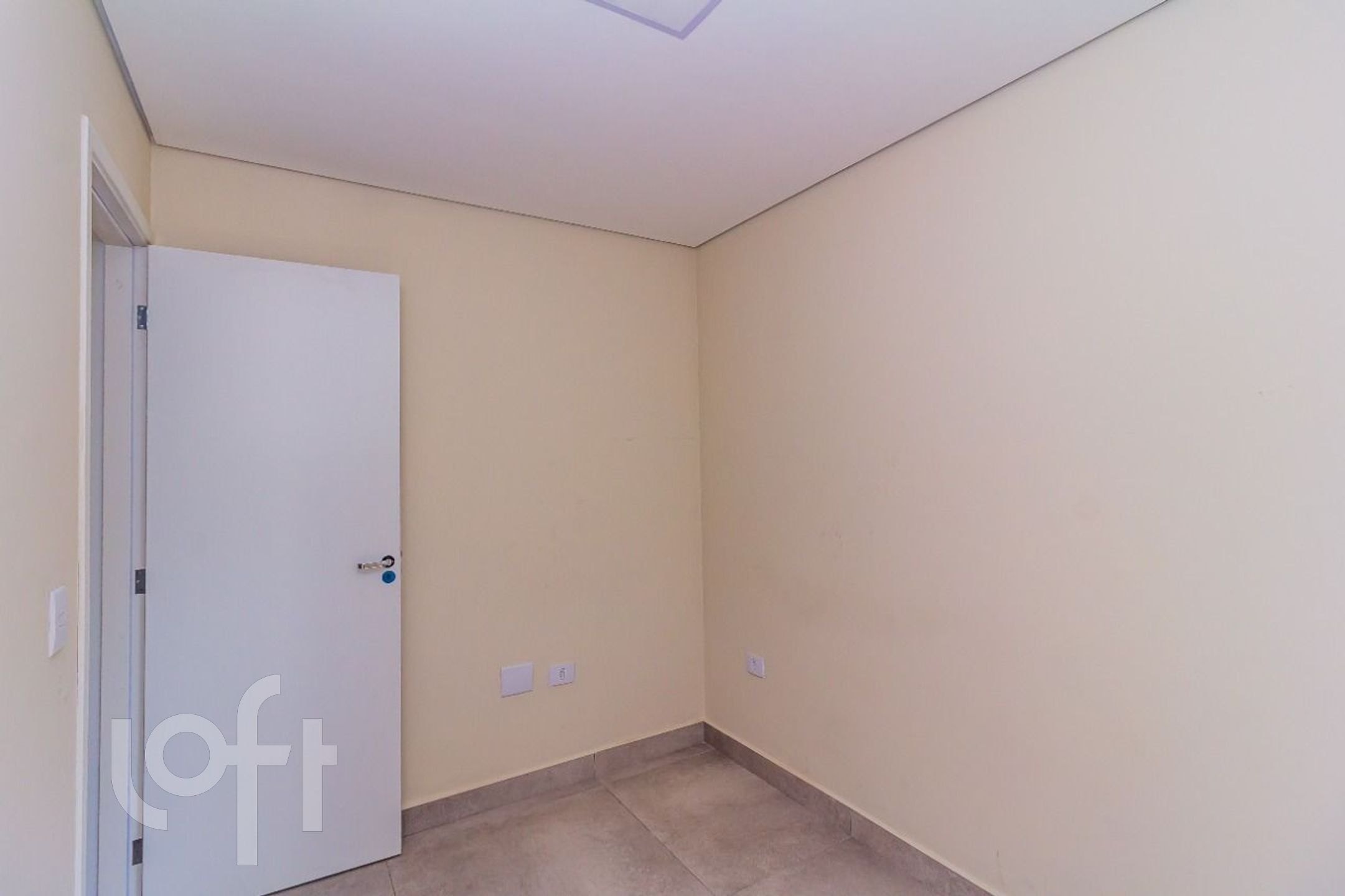 Apartamento à venda com 2 quartos, 37m² - Foto 23