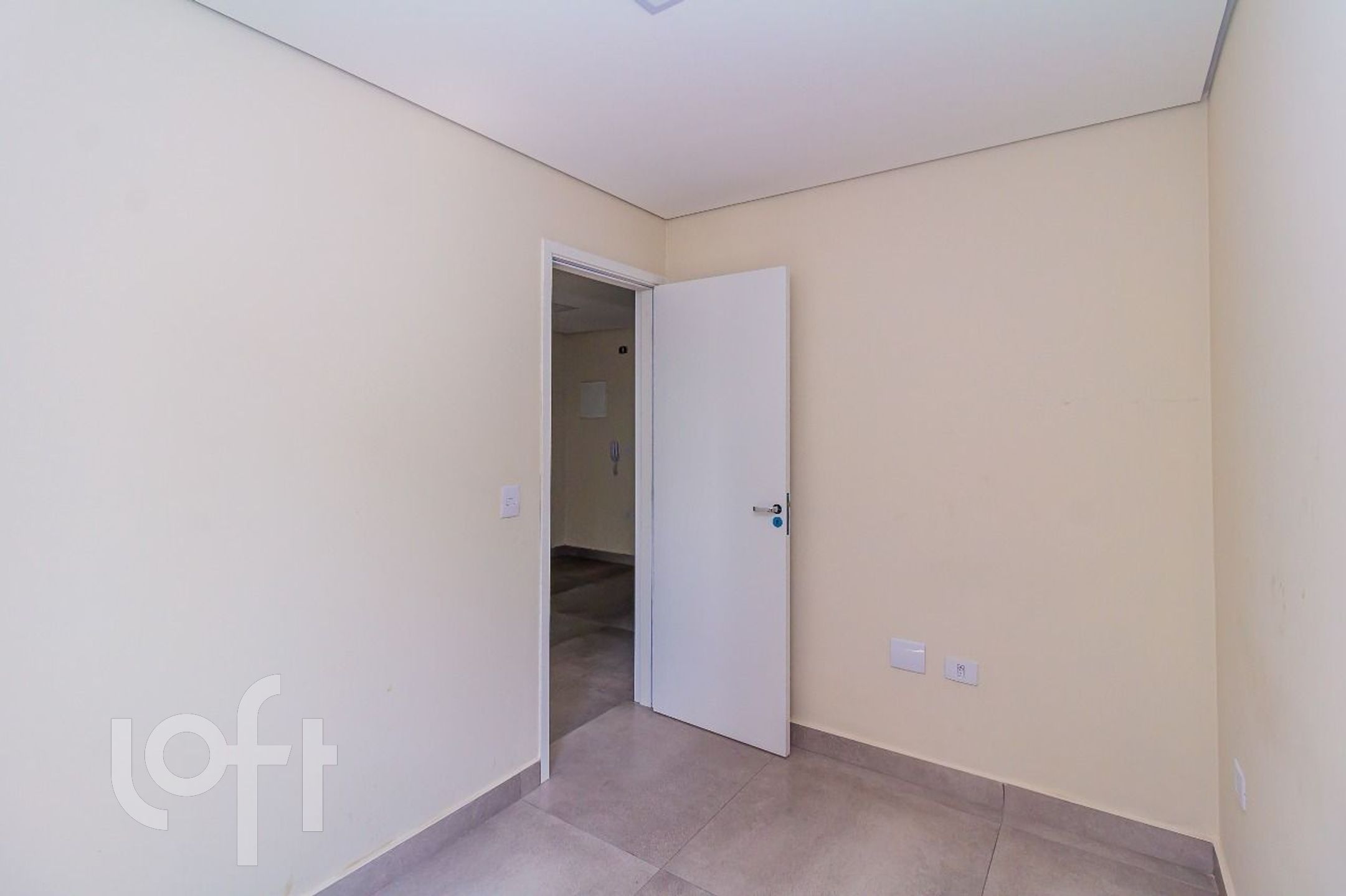 Apartamento à venda com 2 quartos, 37m² - Foto 21