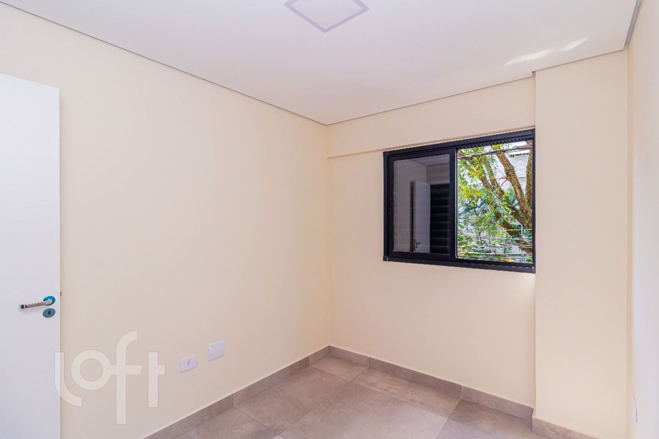 Apartamento à venda com 2 quartos, 37m² - Foto 24